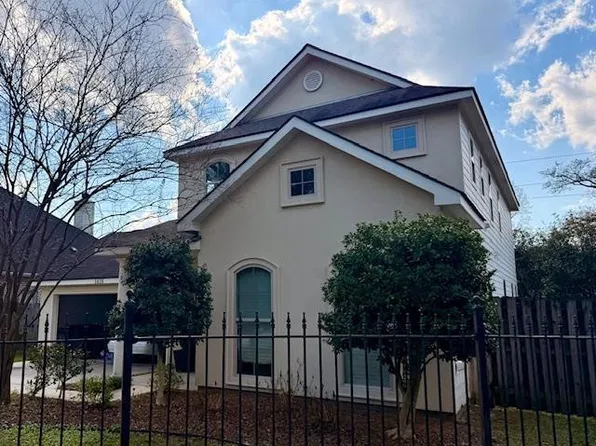 1410 Westmoreland Oaks Dr, Baton Rouge, LA 70808