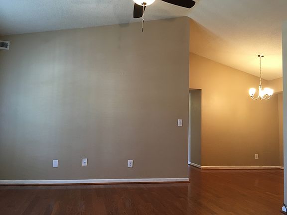 Open Concept Living/Dining