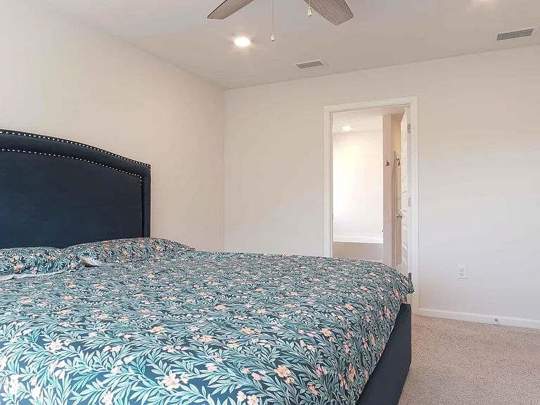 4028 Brighton Blvd — Photo 18