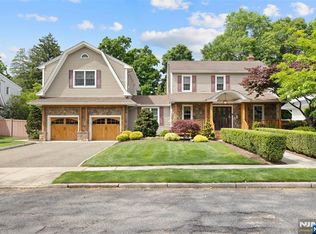 454 Hasbrouck Blvd, Oradell, NJ 07649