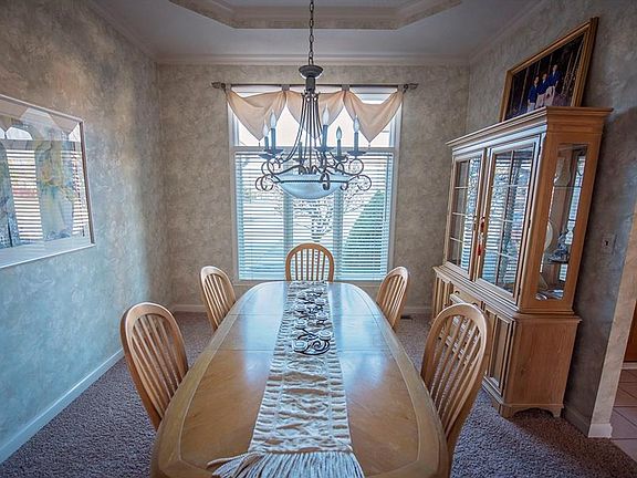 3rd image of 6153 Yellow Birch Ct