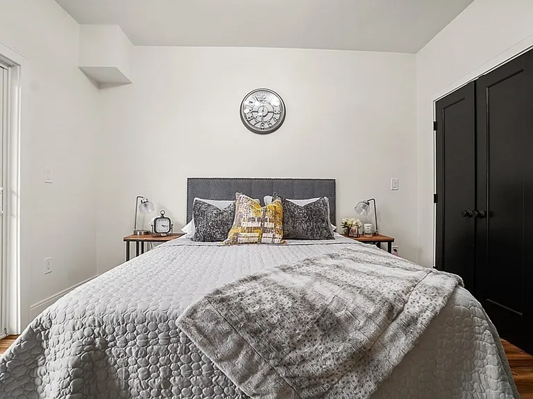217-219 D St #2 — Photo 11