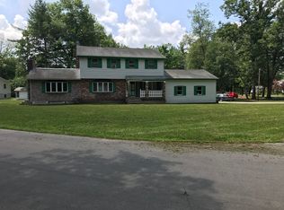 11 Forest Dr, Merrimack, NH 03054