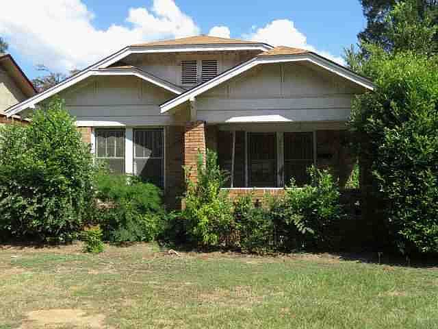 1st image of 1722 Pecan St