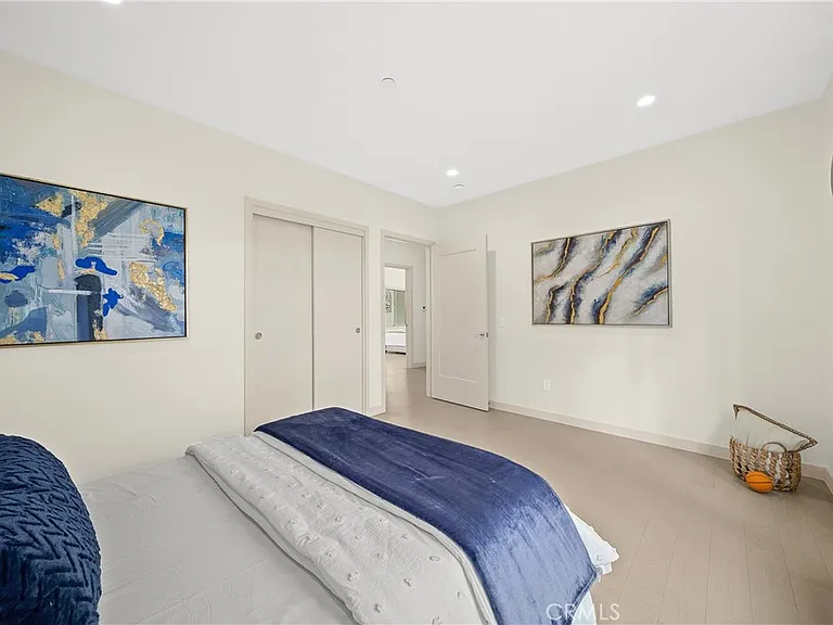 1222 Temple City Blvd — Photo 22