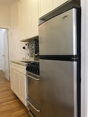 Rented by Brown Harris Stevens | media 11