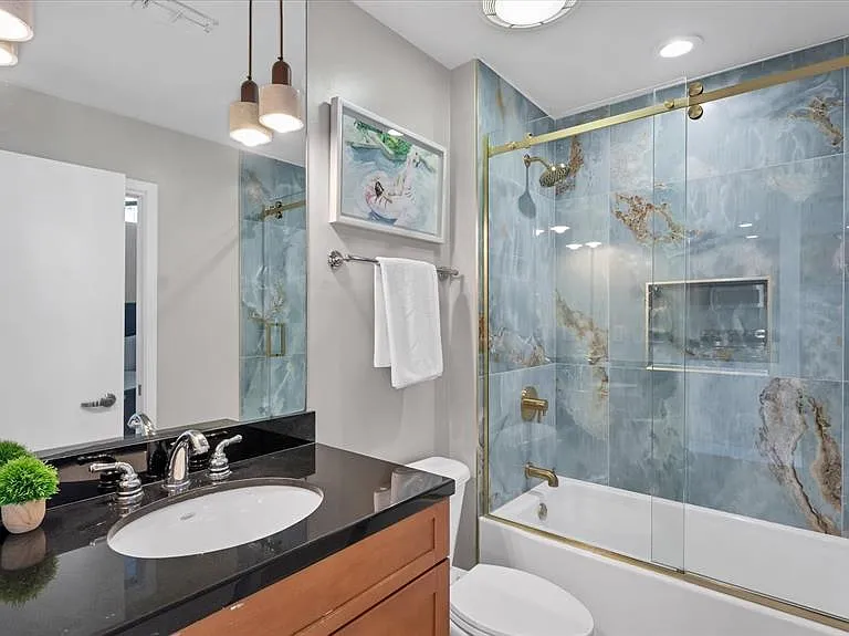 525 E Jackson St #405 — Photo 25