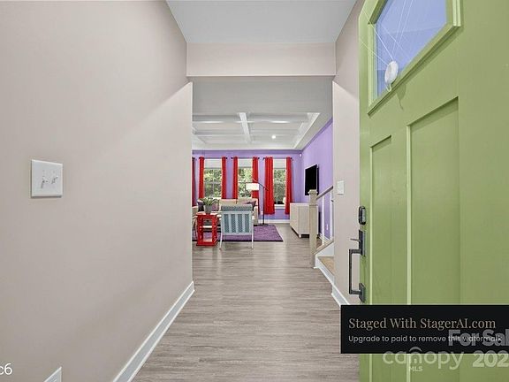 5th image of 8533 Everwood Ave