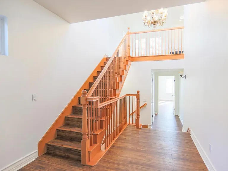 415 N Cedros N — Photo 16