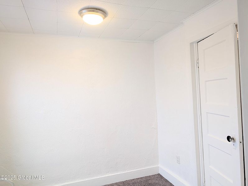 3rd image of 21 Myrtle Avenue