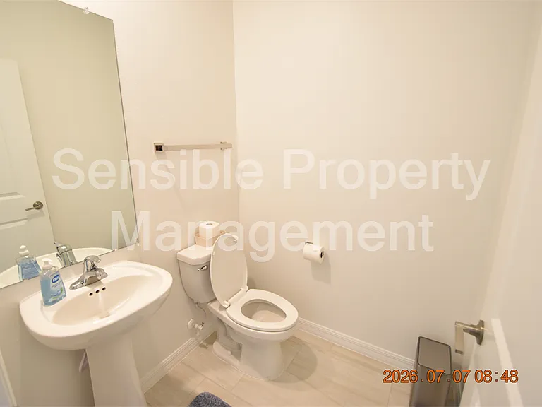 10056 Blazing Saddles Dr — Photo 20