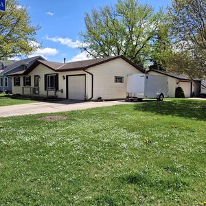 221 Robert STREET, Watertown, WI, 53098