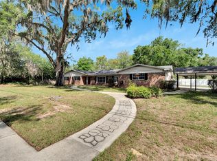 1506 W Windhorst Rd, Brandon, FL 33510