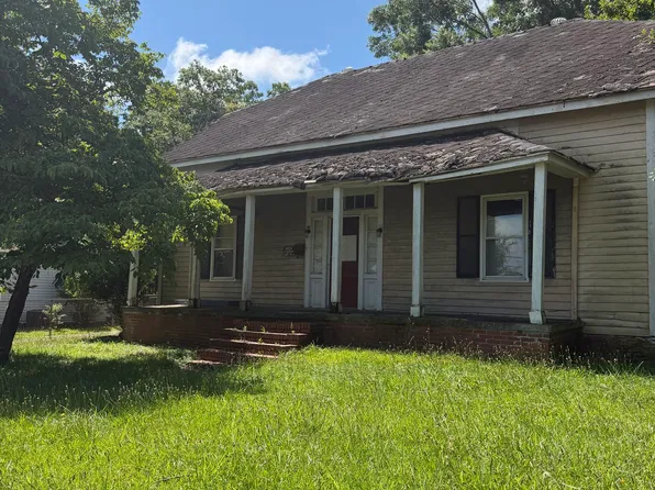 317 Carleeta St, Barnesville, GA 30204
