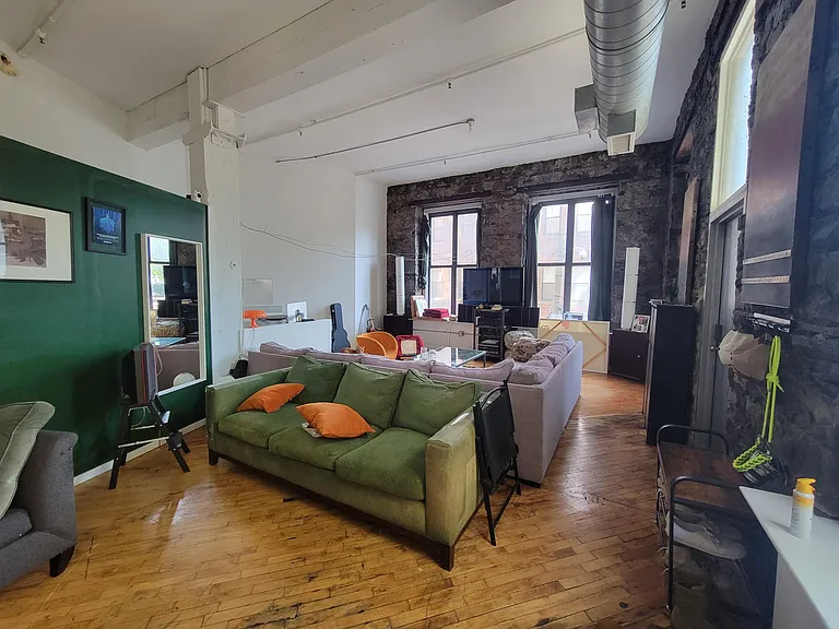 428 N 13th St #2H — Photo 13