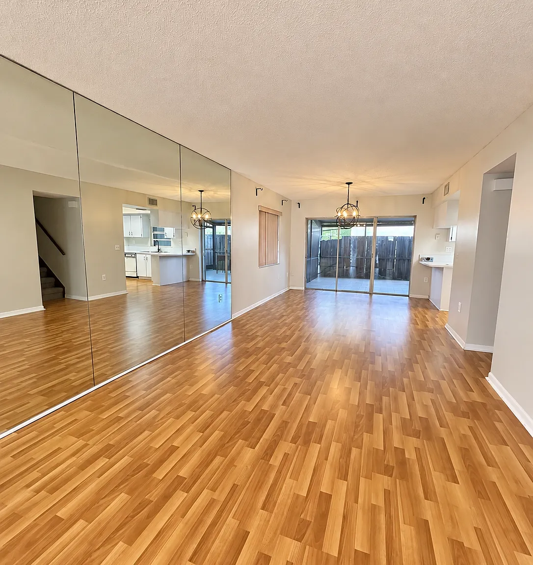3 bed, 1338 sqft, $2,800 — Photo 4