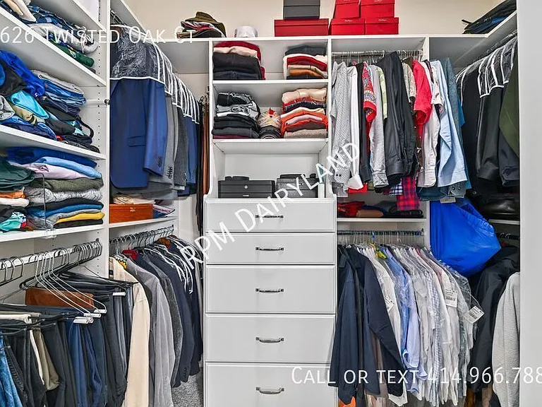 1626 Twisted Oak Ct — Photo 23