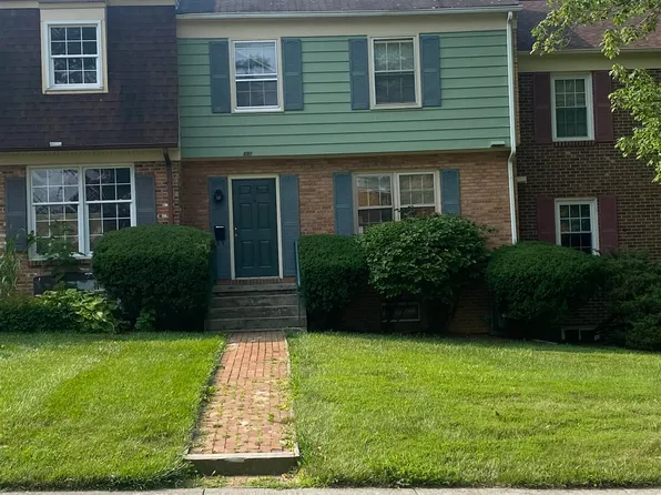 802 Cambridge Rd, Blacksburg, VA 24060