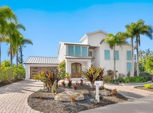 6934 Belgrave Dr, Sarasota, FL 34242