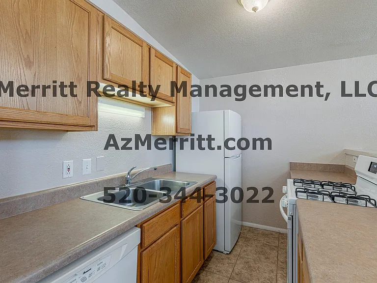 3647 E 2nd St #108 — Photo 13