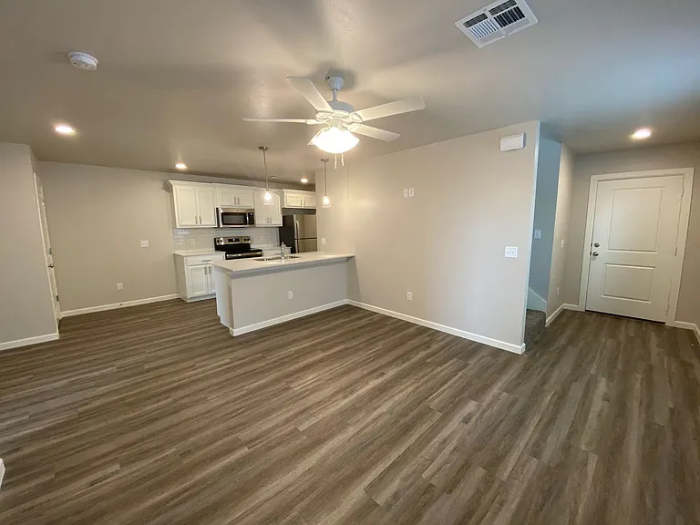 12010 Rhya Ln — Photo 6