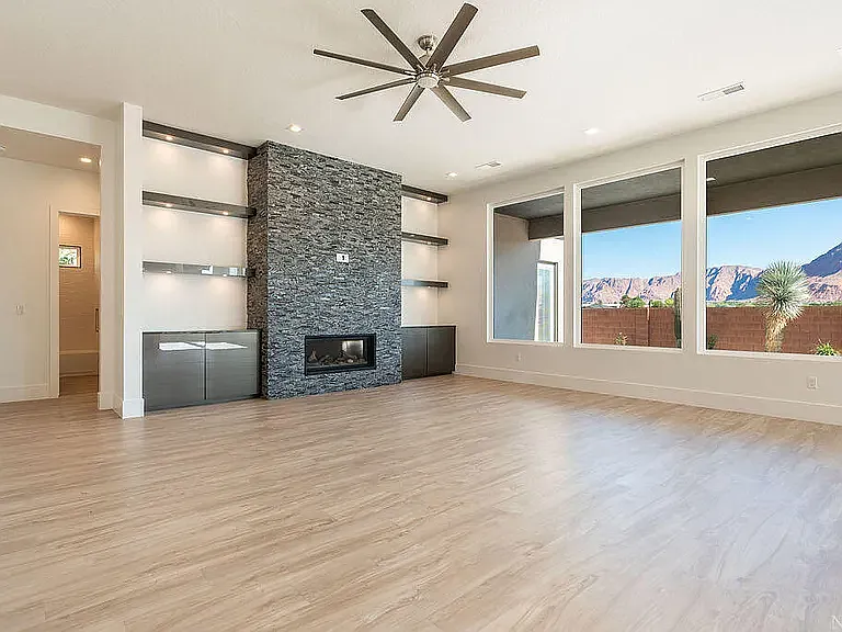 147 E Terrace Ln — Photo 8