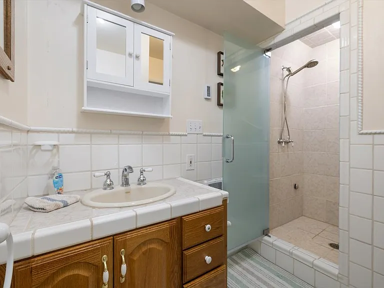 7705 N H C Dr — Photo 34
