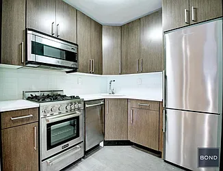 Rented by Bond New York