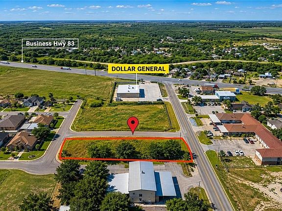 3rd image of 1011 Showers Rd
