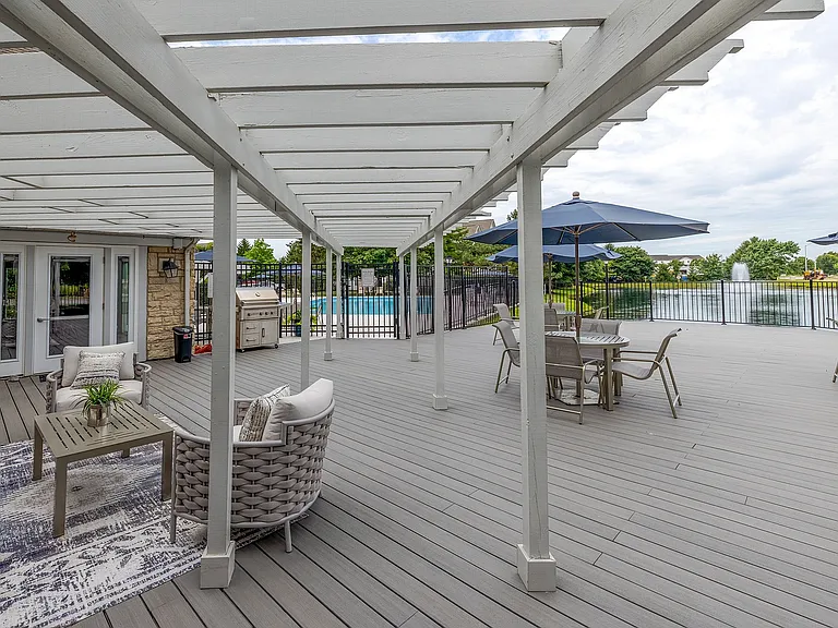 BenningtonPond_2026_Sundeck