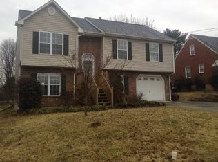 4428 Hazelridge Rd NW, Roanoke, VA 24012