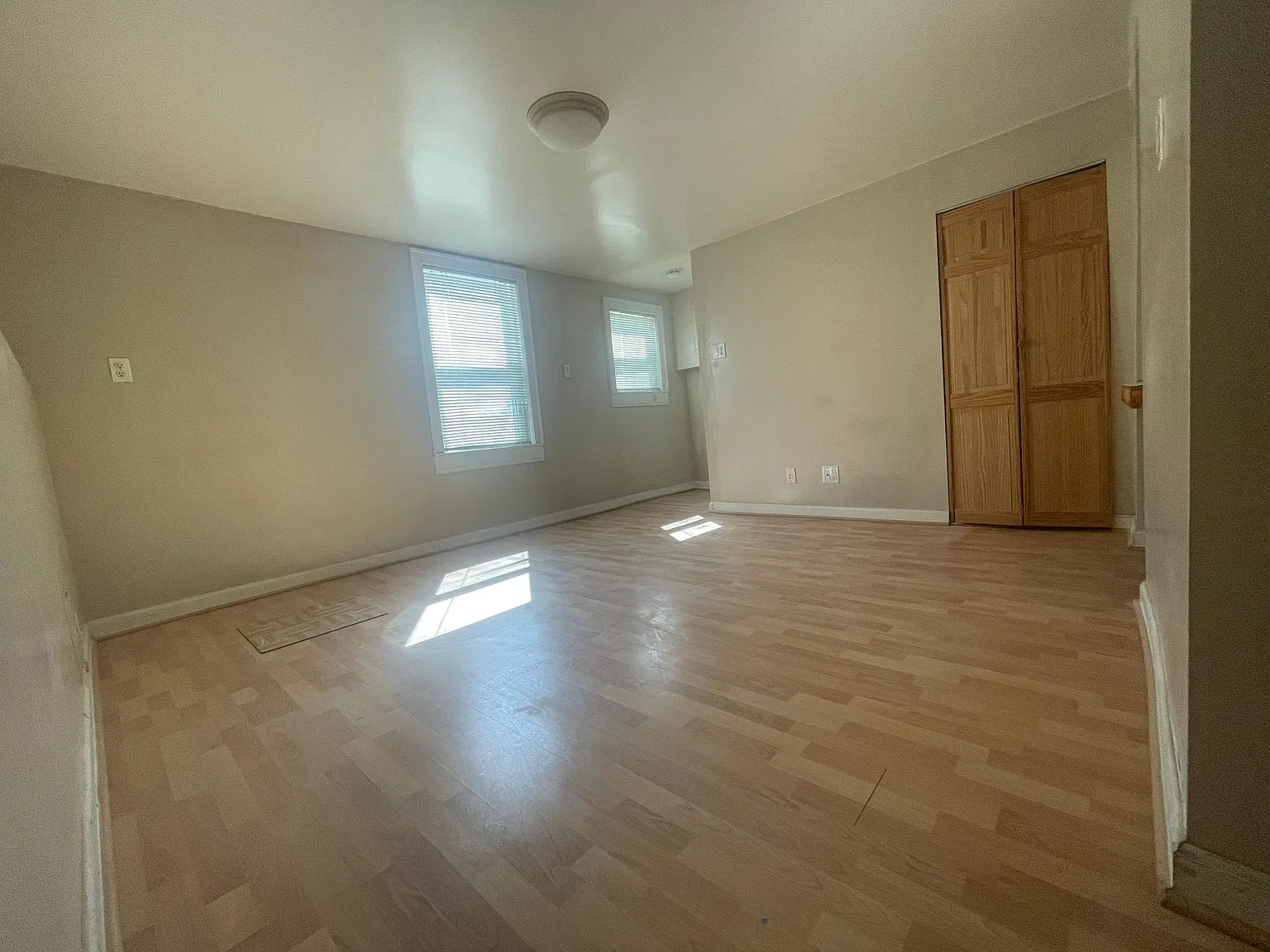 Wiley Pl, Wakefield — Photo 1