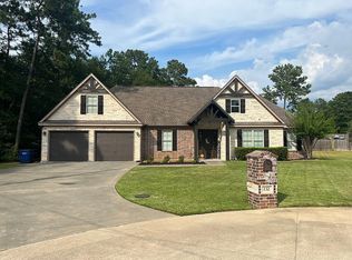 132 Jacob Ln, Silsbee, TX 77656