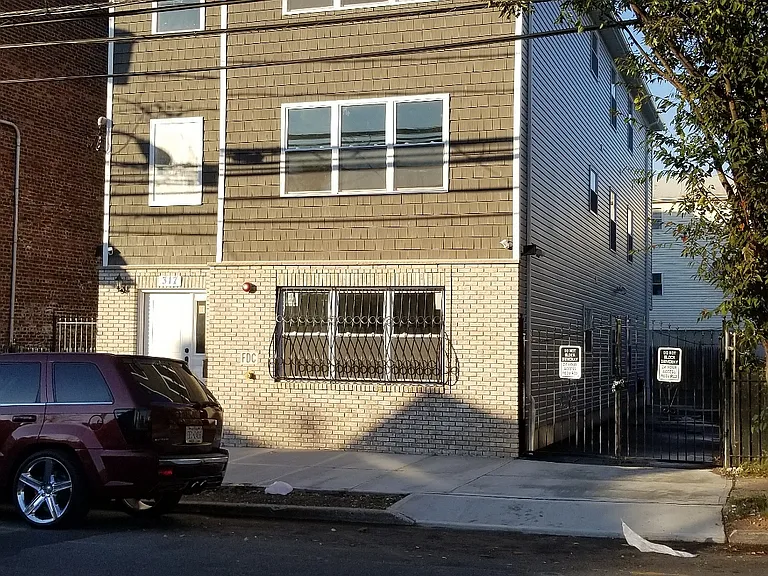 317 14th Ave #3 — Photo 20