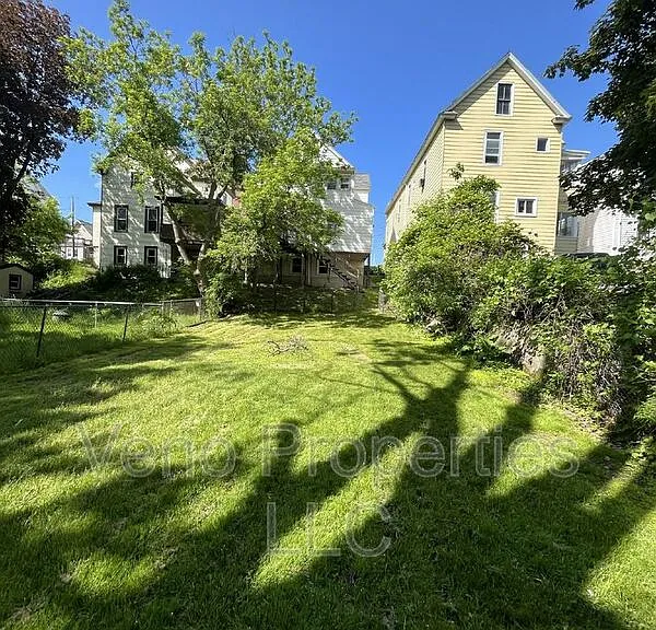 25 William St #B — Photo 21