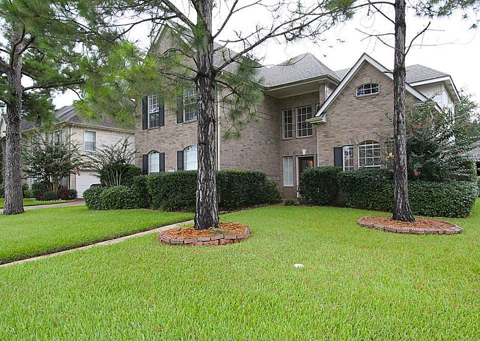 1st image of 306 S Lake Land Dr