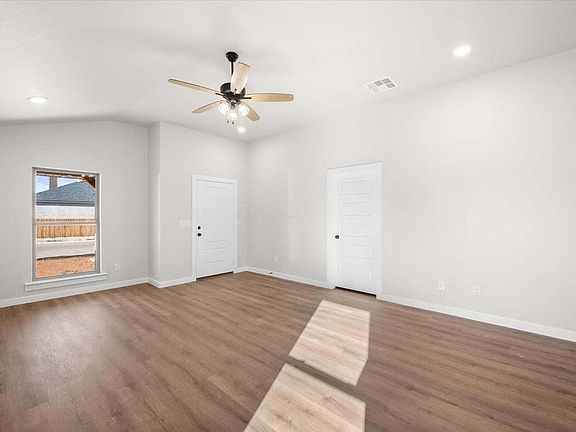 5th image of 7451 28th St