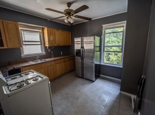 42 Eppirt St FLOOR 2, East Orange, NJ 07018
