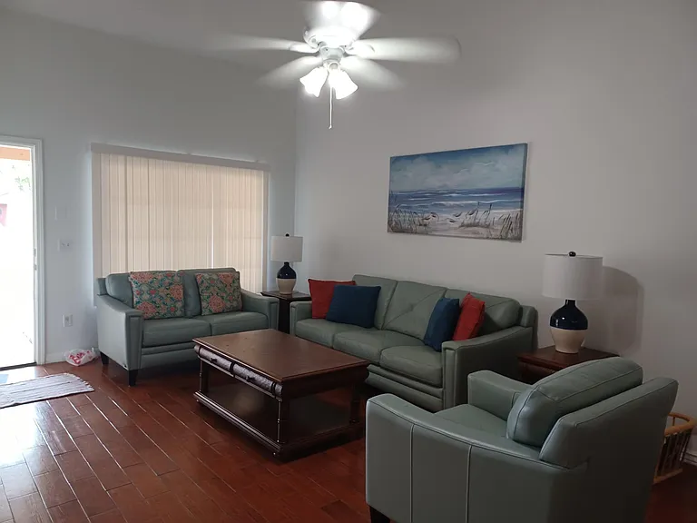 11424 Haymarket Ct — Photo 5