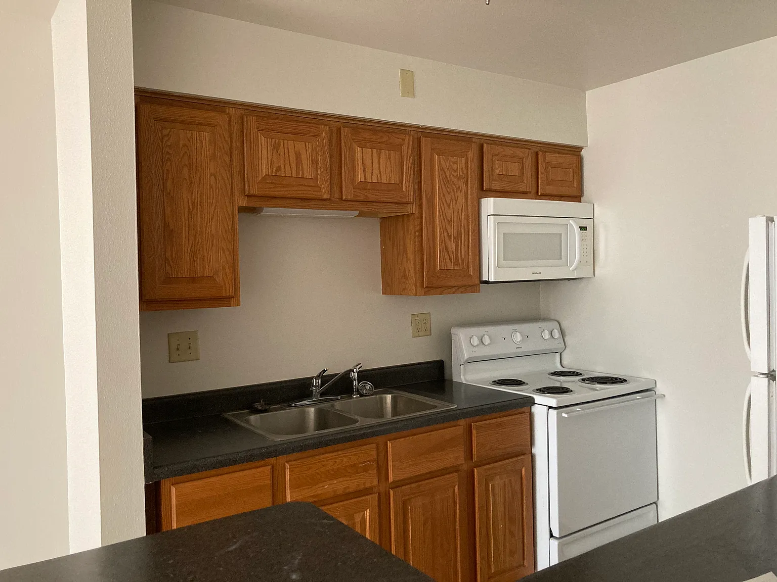 1 bed, 725 sqft, $995 — Photo 4
