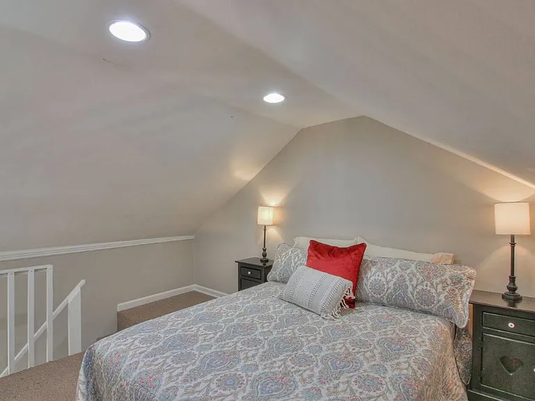 6018 Benders Ferry Rd #A — Photo 4