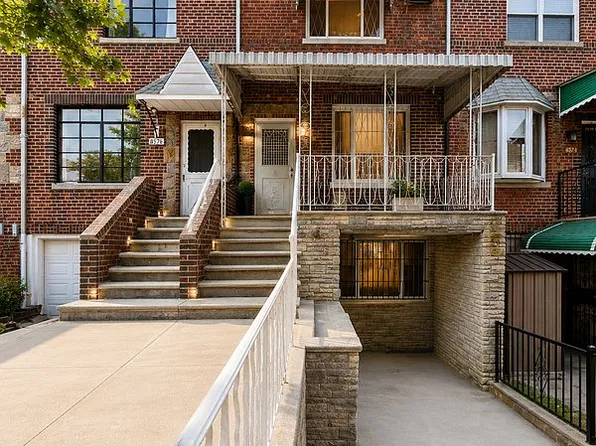 8876 19th Ave, Brooklyn, NY 11214
