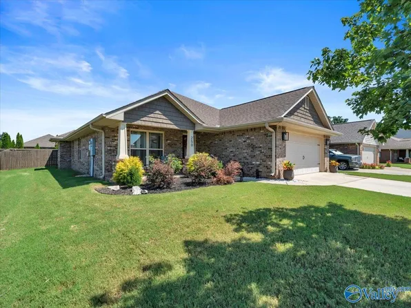 250 New Bristol Ln, Madison, AL 35756