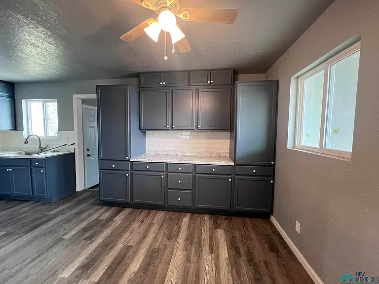 1507 W Ray Ave — Photo 7