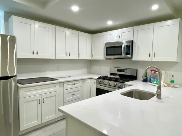 49 Charter St #1, Boston, MA 02113