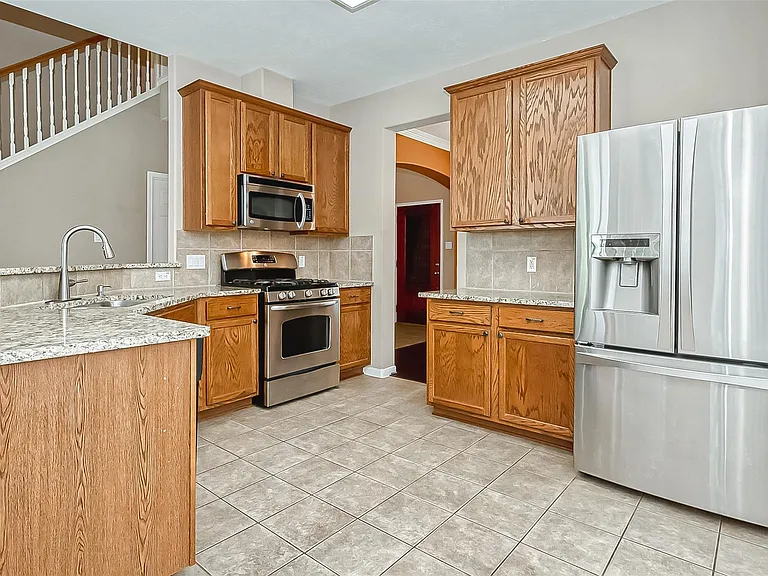 2218 Falcon Knoll Ln — Photo 17