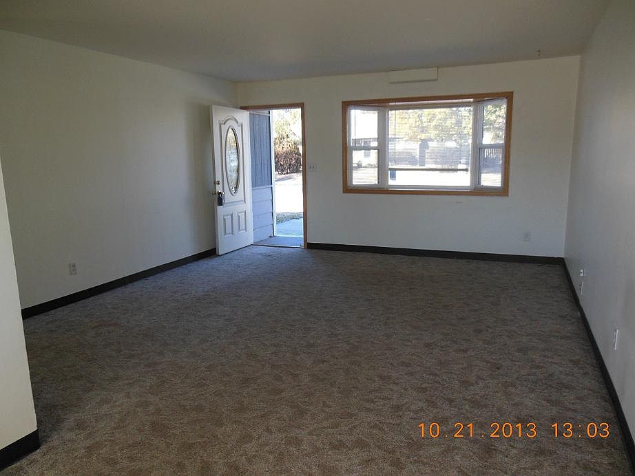 1228 Pershing Rd, Moses Lake, WA 98837 Zillow