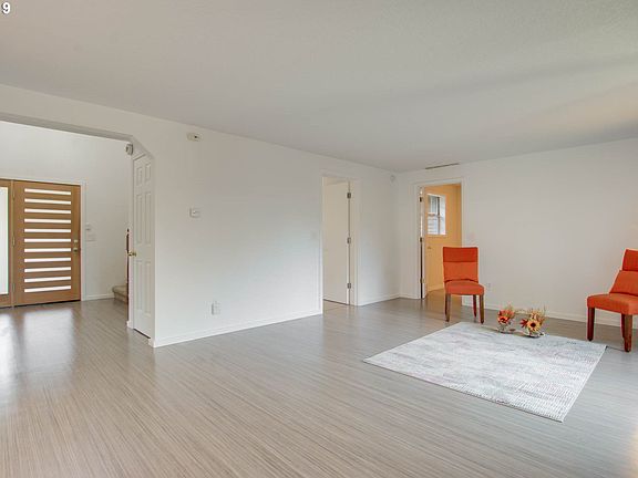 5th image of 2603 SE 145th Ave