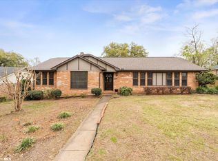 6067 Highland Woods Dr N, Mobile, AL 36608