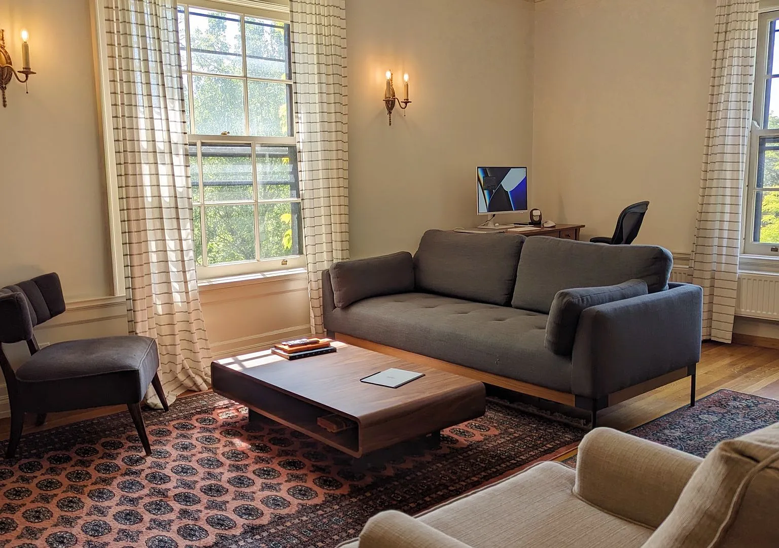 The EB Green Residence — Photo 1